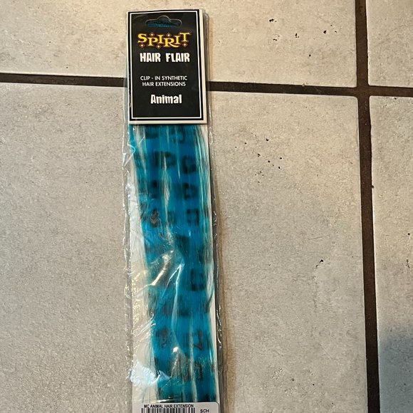 Spirit Hair Flair 1 Piece Clip in Hair Extension Blue Animal Print 11 Inches NEW - Picture 1 of 3